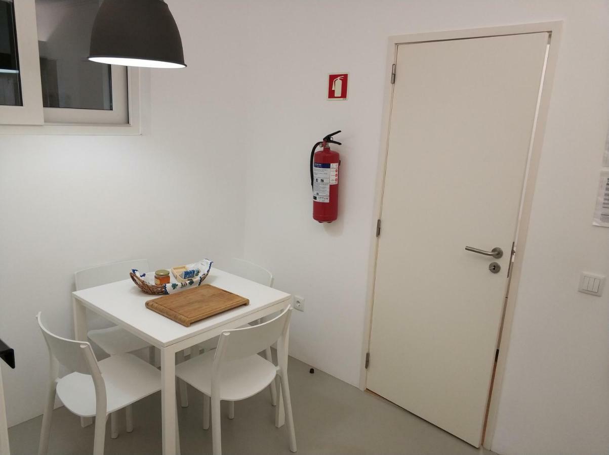 Lila'S Beach Apartment São Roque Zewnętrze zdjęcie